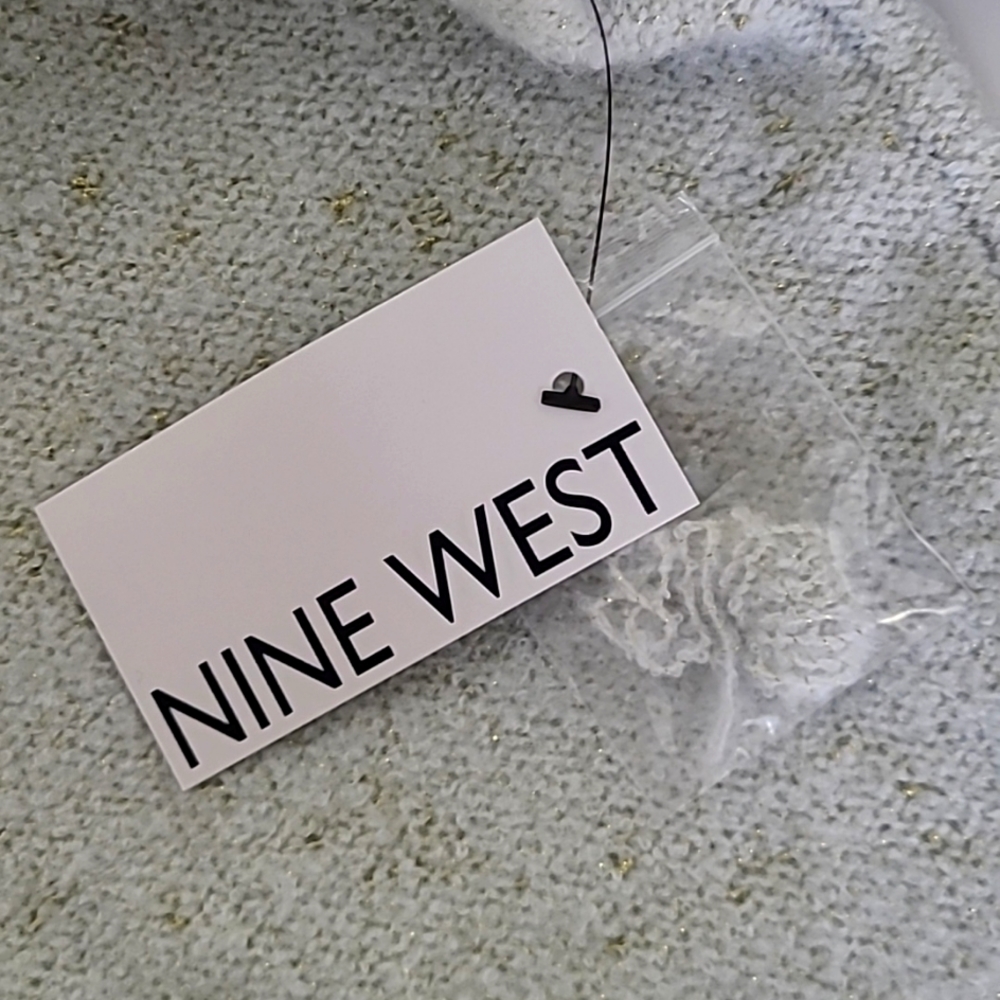 NINE WEST COZY OVERSIZED MINT SWEATER NWT - Picture 6 of 8